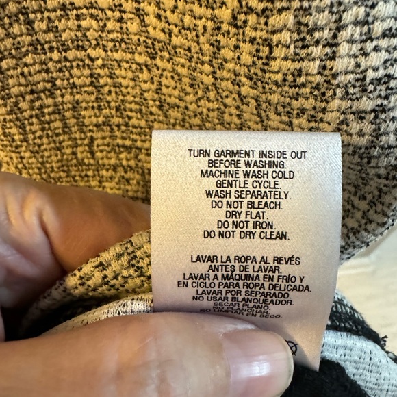 Metaphor dress in size XL black with gray tweed. Style is very slenderizing - Picture 7 of 7